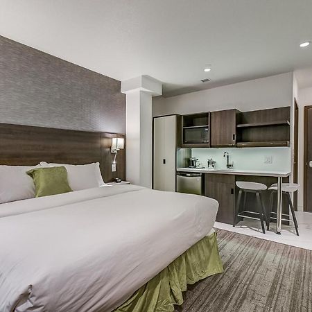 טורונטו Est Hotel מראה חיצוני תמונה